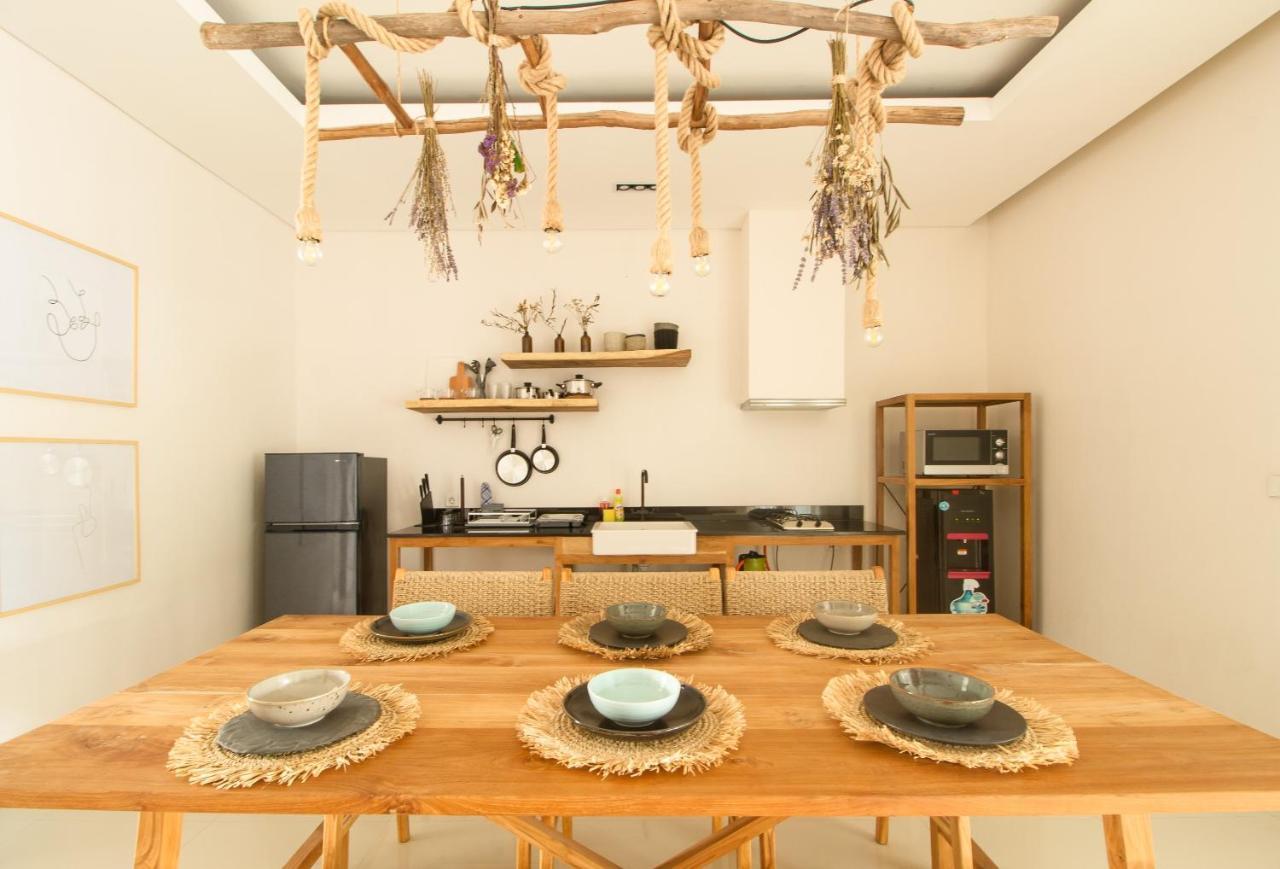 Pelangi 148 Beach Suites Семиньяк Экстерьер фото