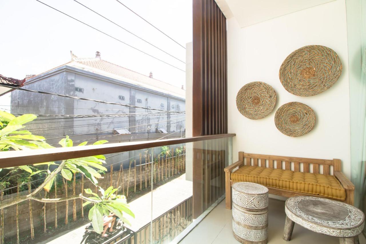 Pelangi 148 Beach Suites Семиньяк Экстерьер фото